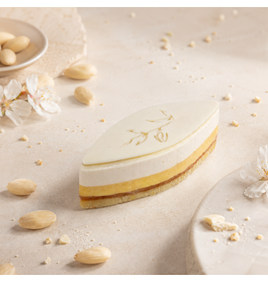 Le Calisson – Entremets Orange, Bergamote & Amande | Calderon